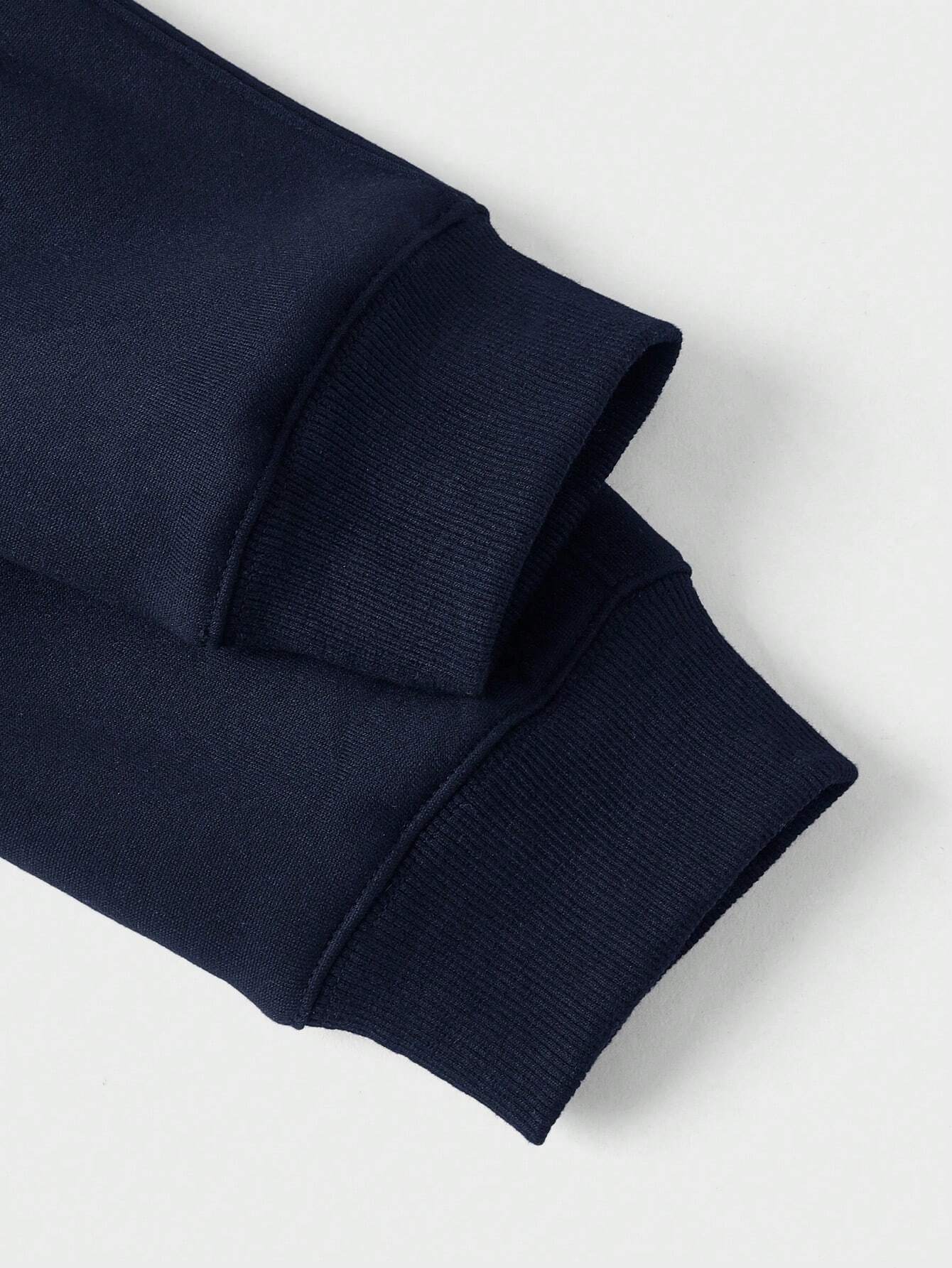 Antony - modern casual zip-up sweater