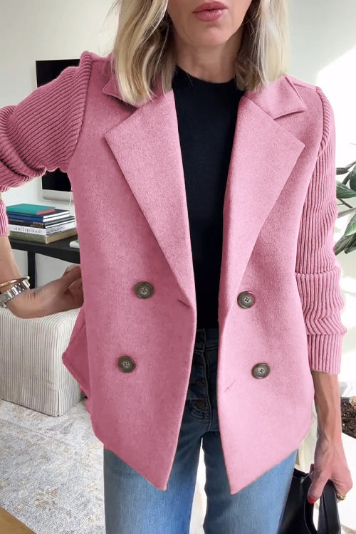 Alesia – Relaxed Blazer with Elegant Buttons