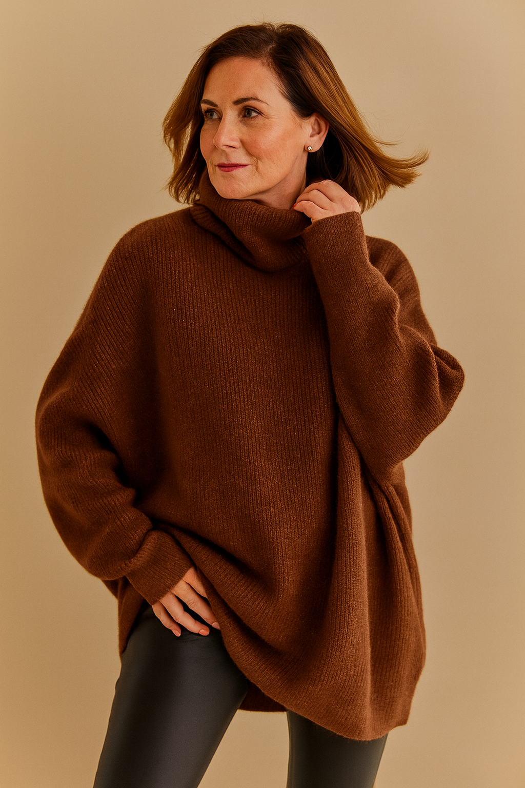 Floriane - Thick and oversized sweater