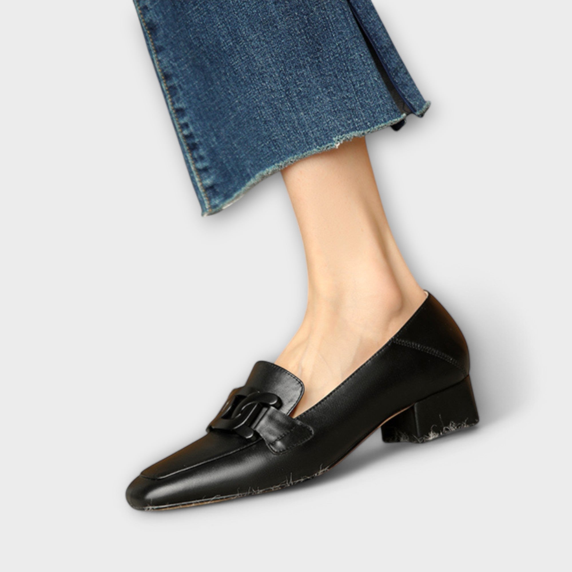 Velmira | Orthopedic Leather Slippers for Absolute Comfort