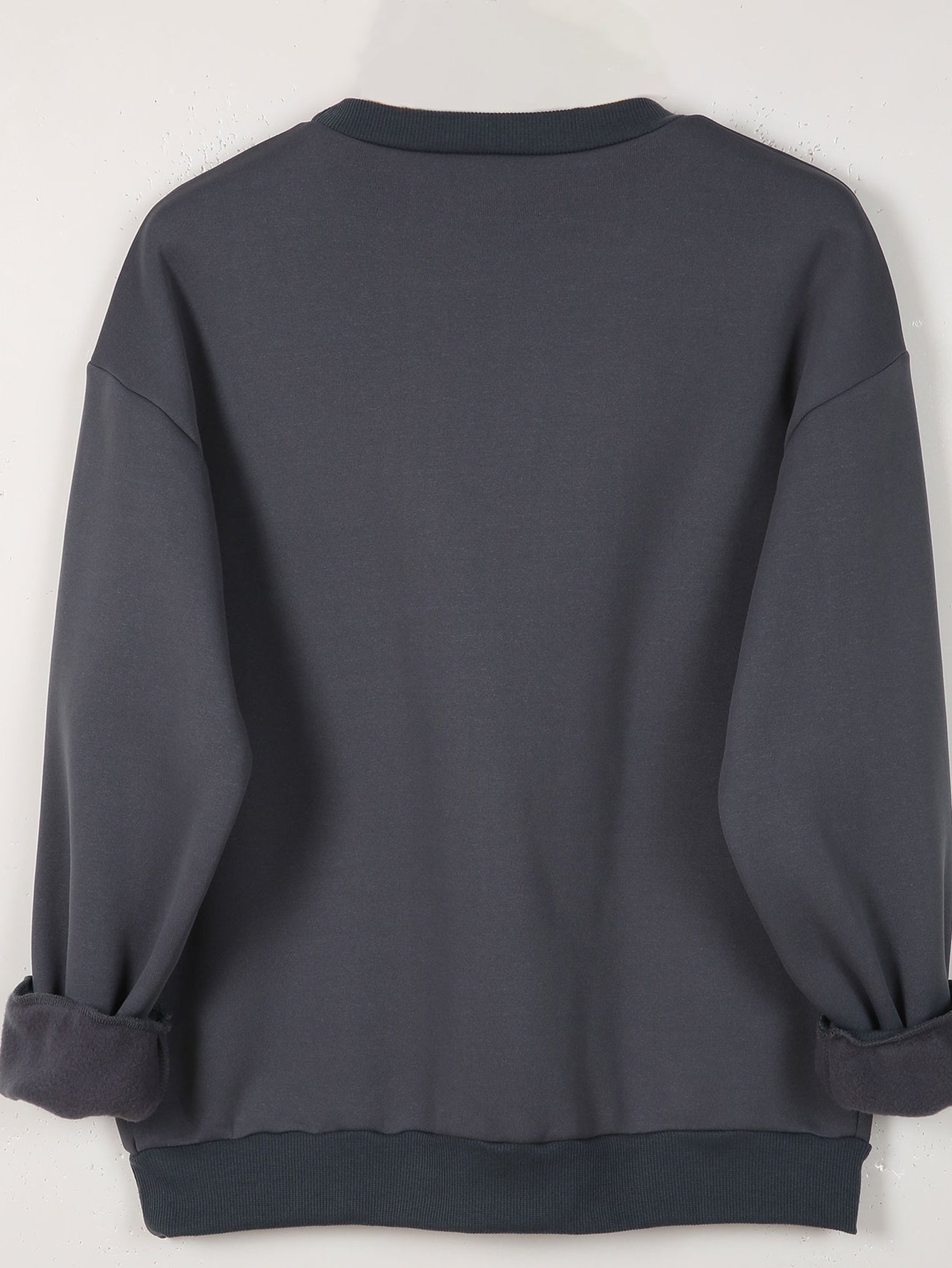 Sharyn - Chic Heart-Shaped Sweater