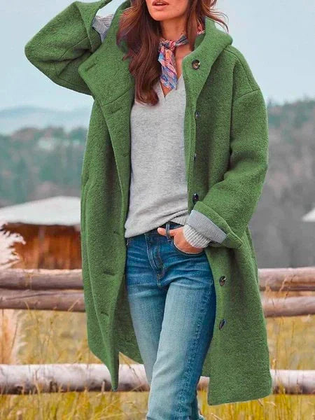 Audrey – Elegant Button-Up Outdoor Jacket