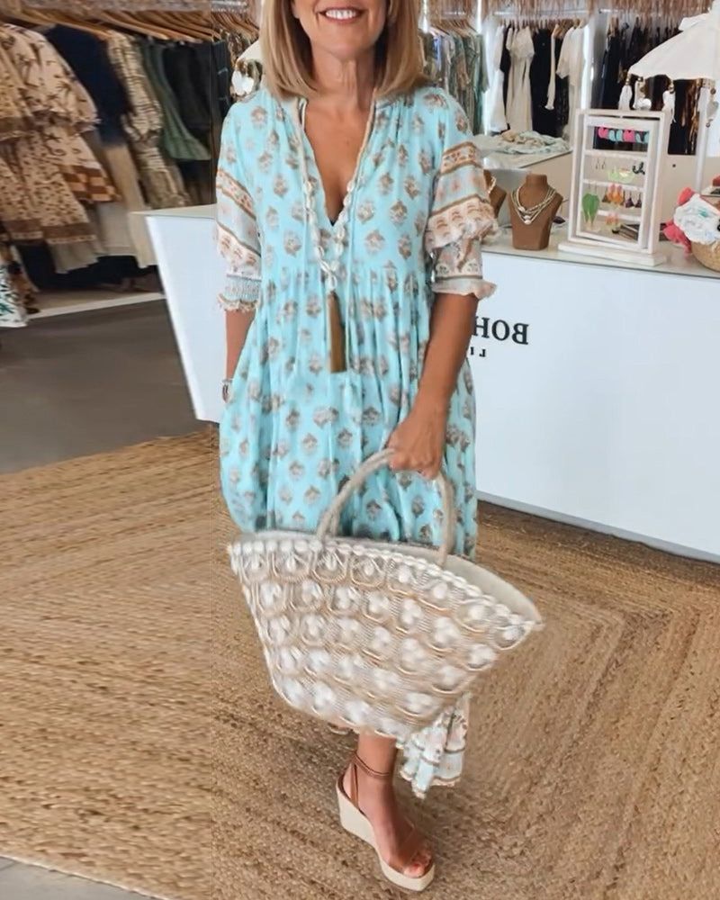 Ysolde – Casual Dress with Bold Prints