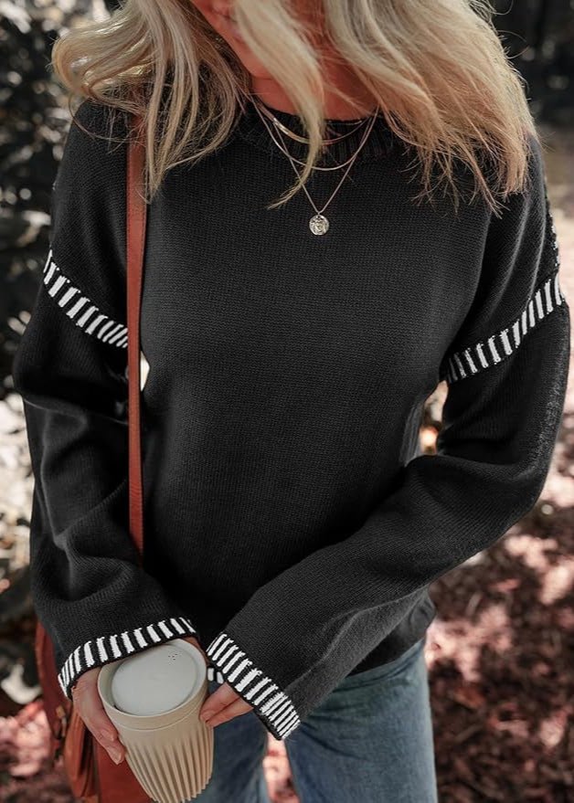 Marisa - Chic Contrasting Sweater