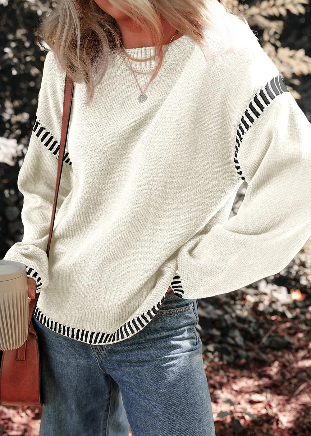 Marisa - Chic Contrasting Sweater