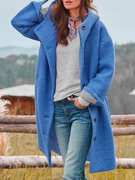 Audrey – Elegant Button-Up Outdoor Jacket