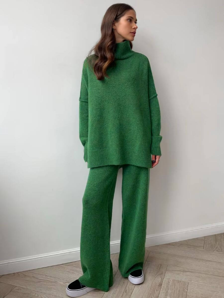 Stella - Loose and Comfortable Knitted Pants Set