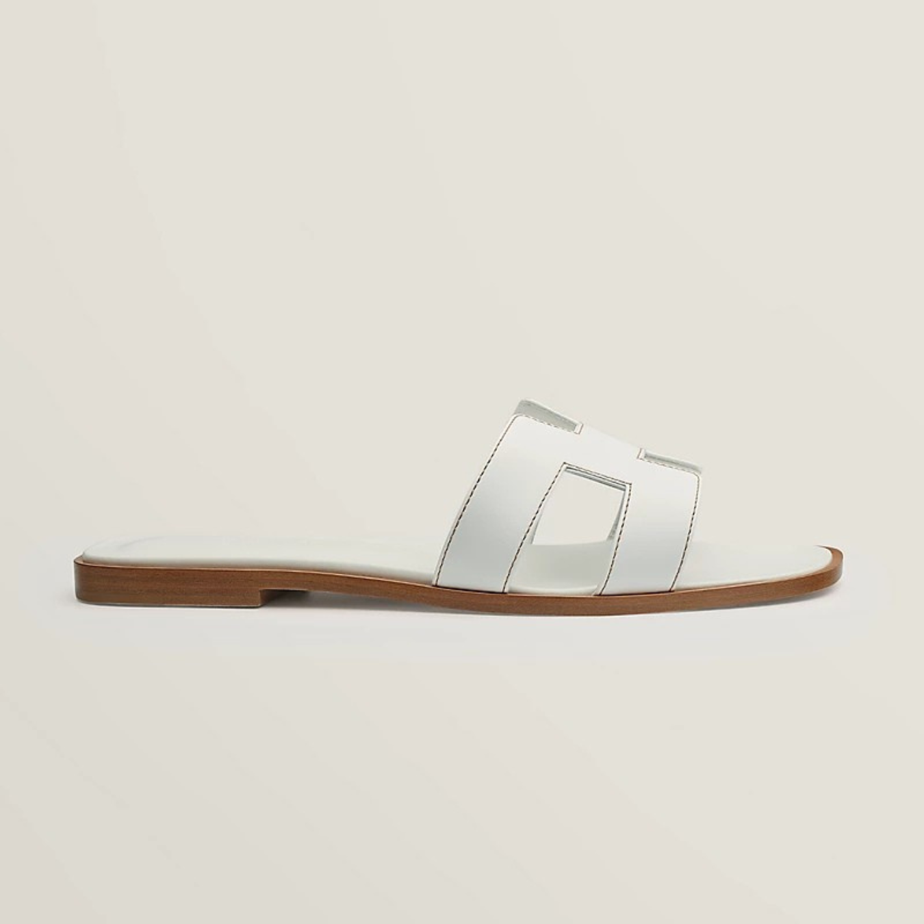 Calenia | Elegant & Versatile Sandals