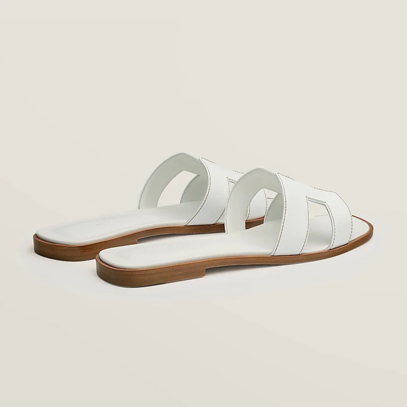 Calenia | Elegant & Versatile Sandals