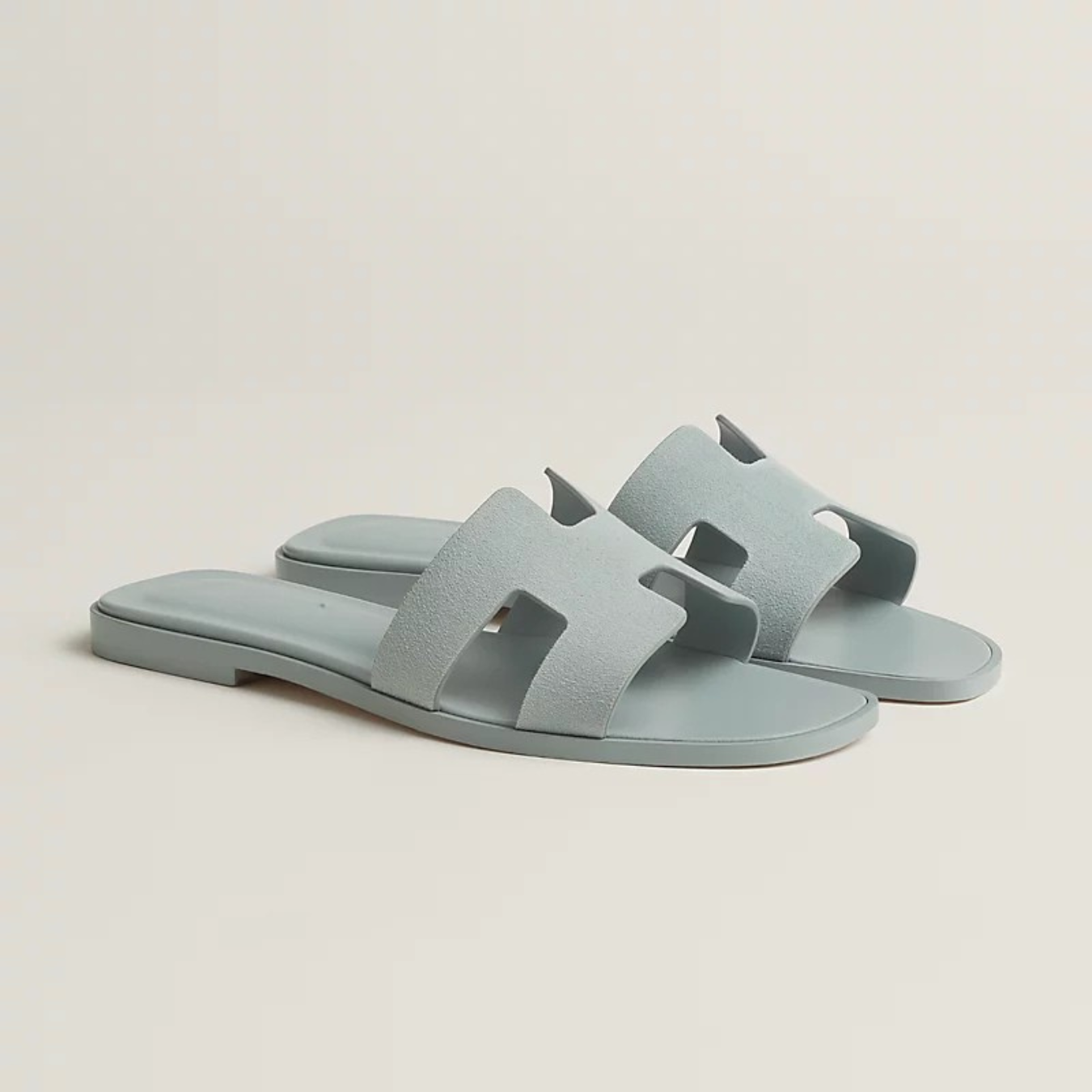 Calenia | Elegant & Versatile Sandals