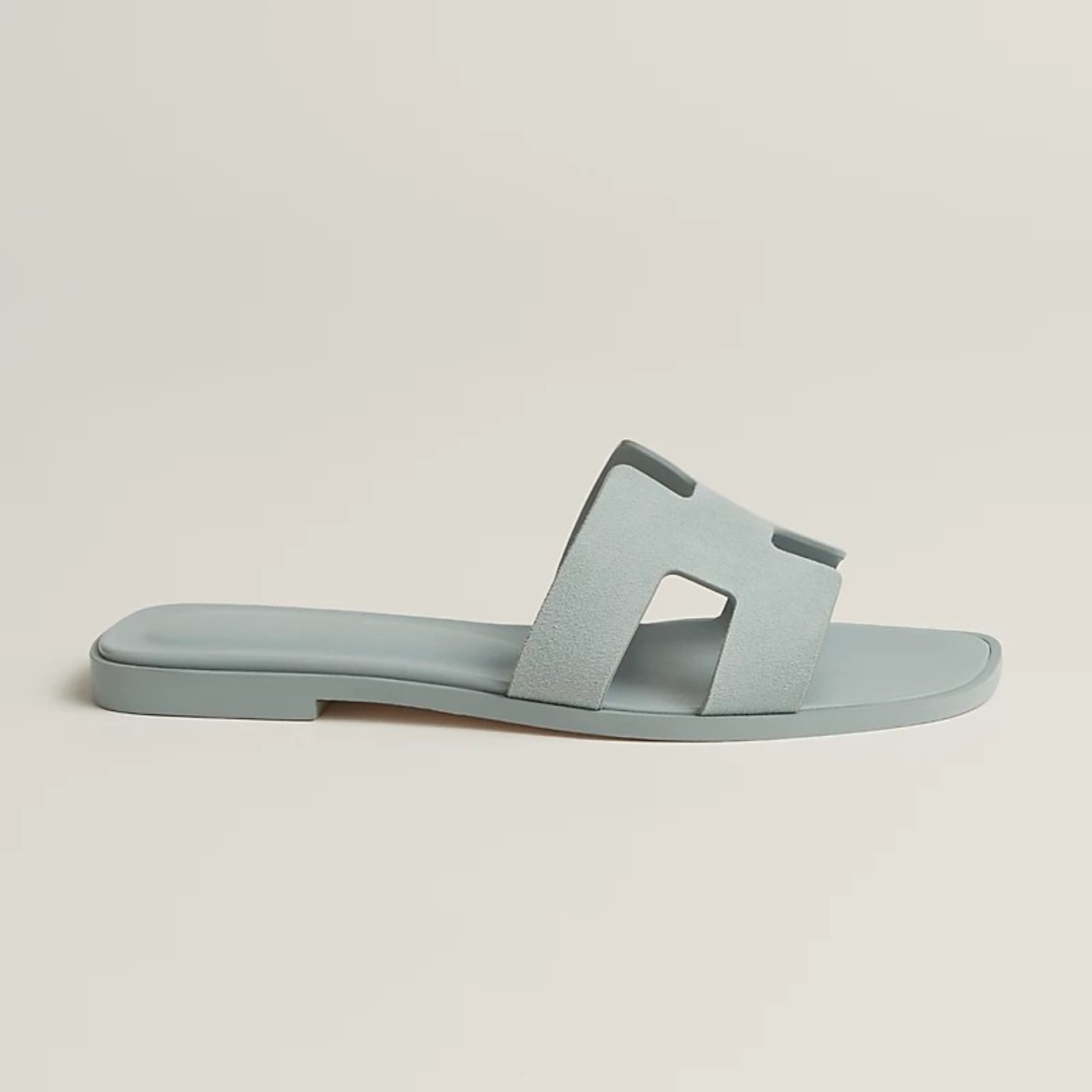 Calenia | Elegant & Versatile Sandals