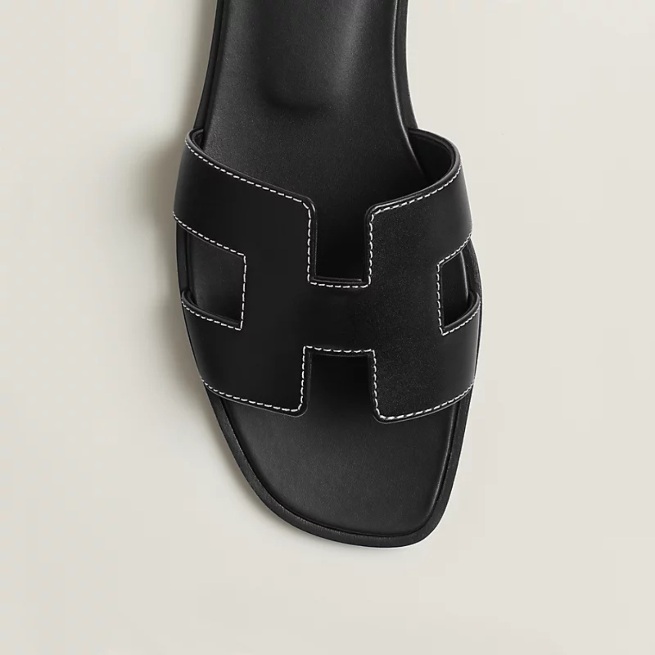 Calenia | Elegant & Versatile Sandals
