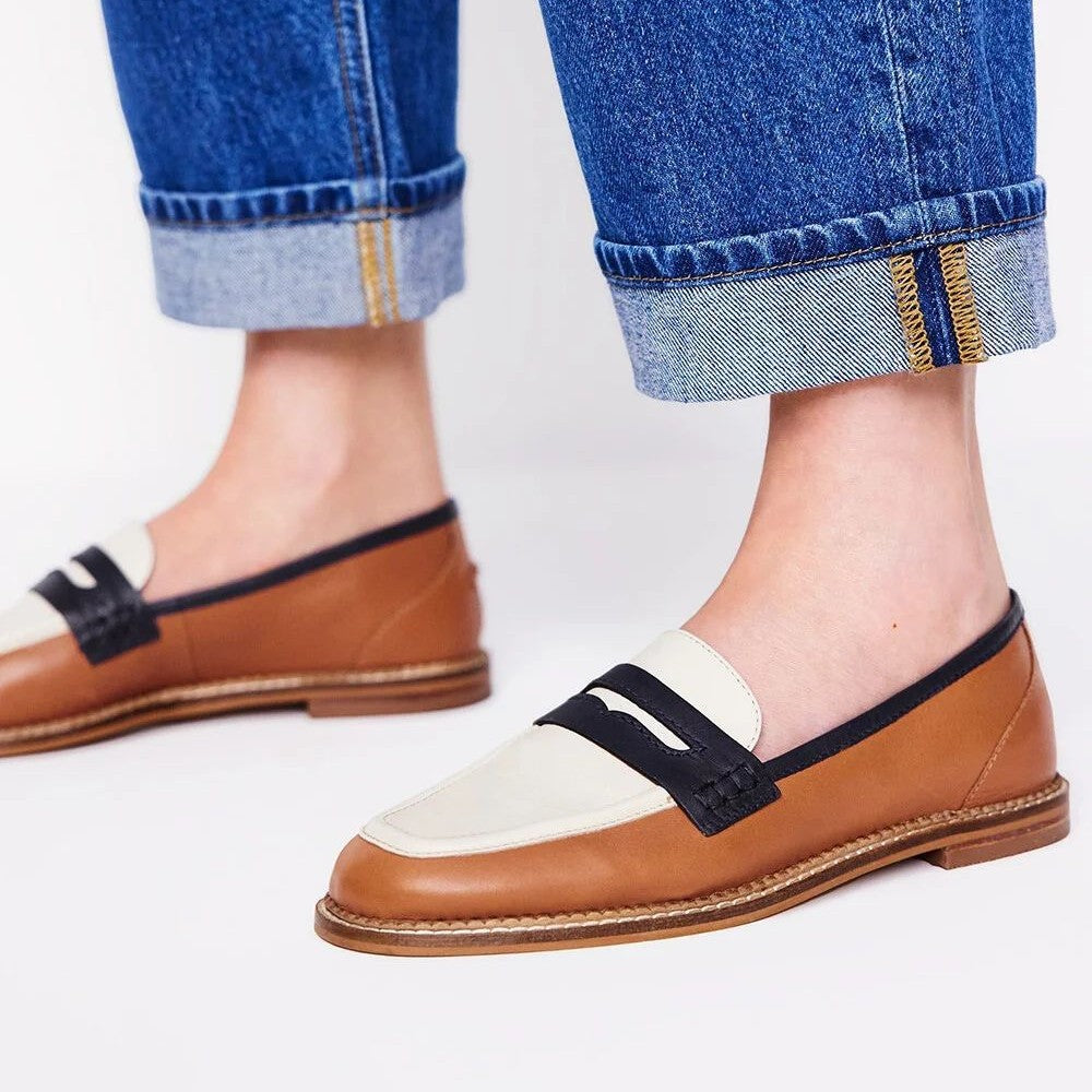Calista | Loafers with Sunny Printed Style