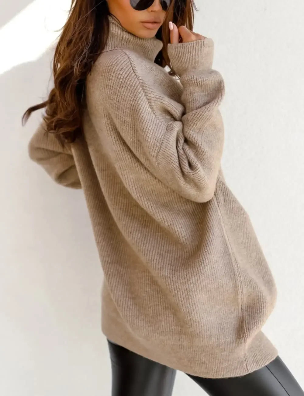 Floriane - Thick and oversized sweater