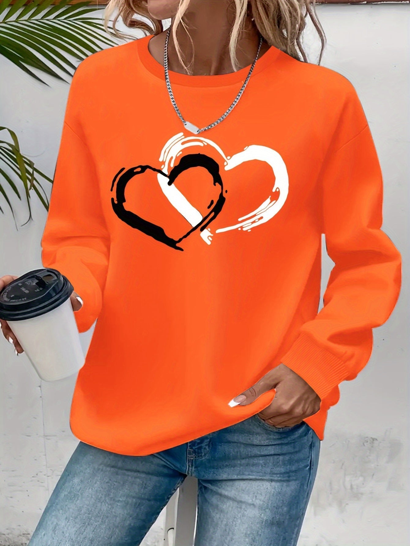 Sharyn - Chic Heart-Shaped Sweater