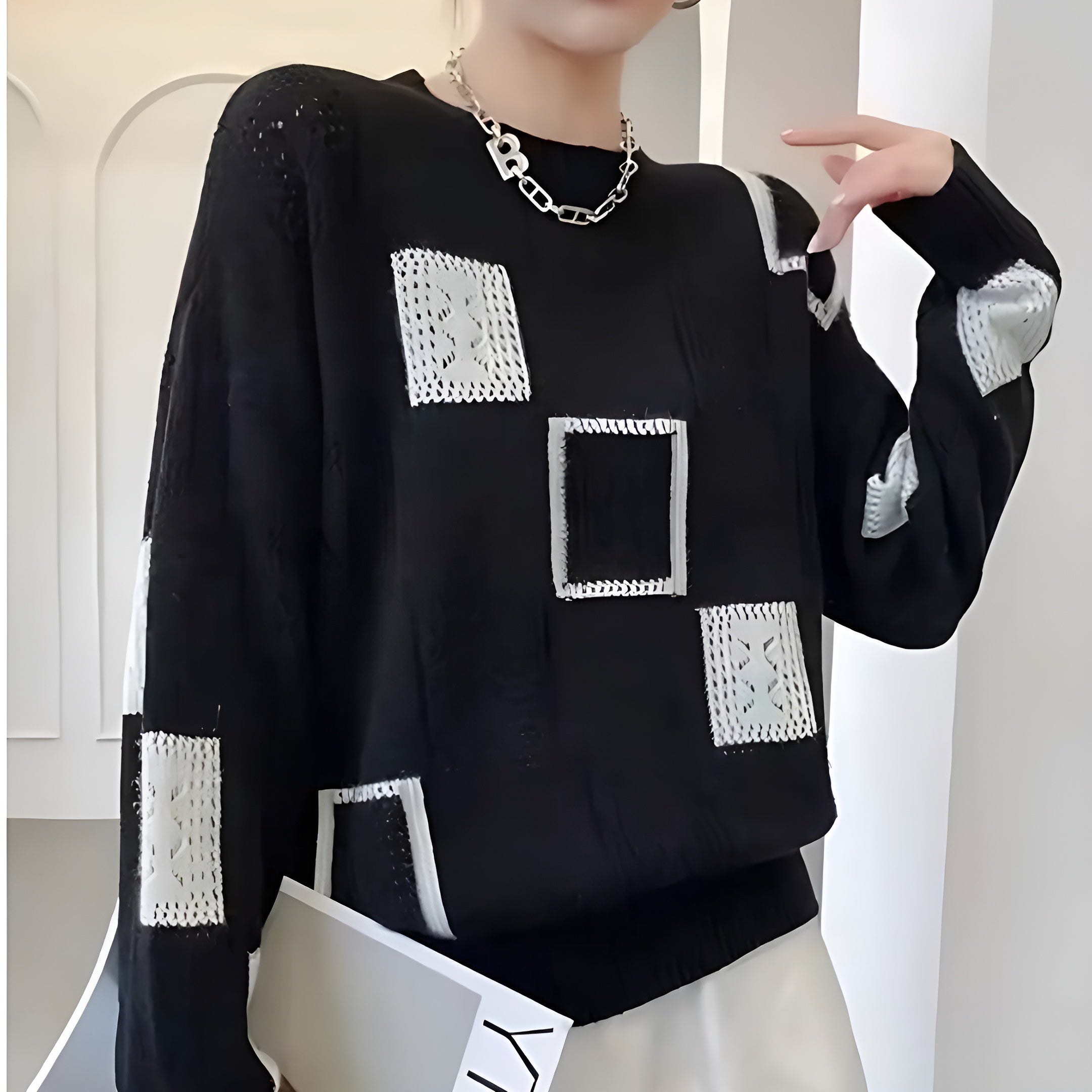 Alida – Elegant Women’s Sweater