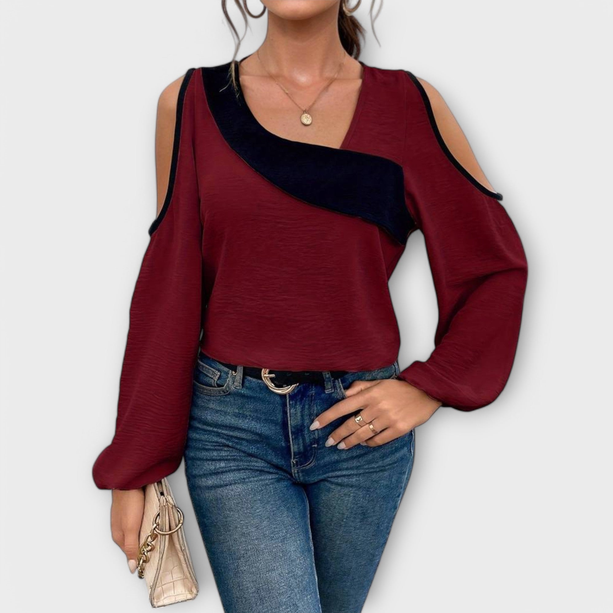 Séra | Two-tone blouse with square neckline