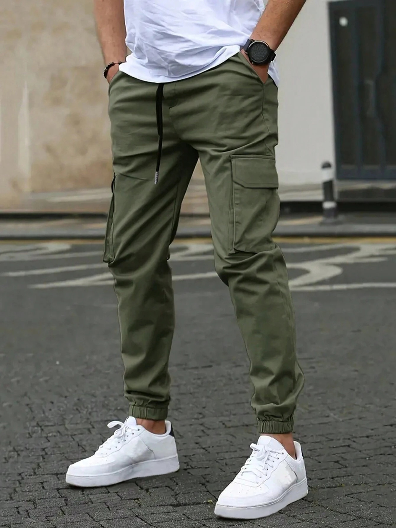 Noé — Casual Cargo Jogger
