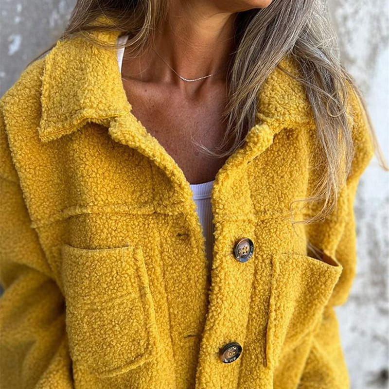Nelea – Chic and Elegant Coat