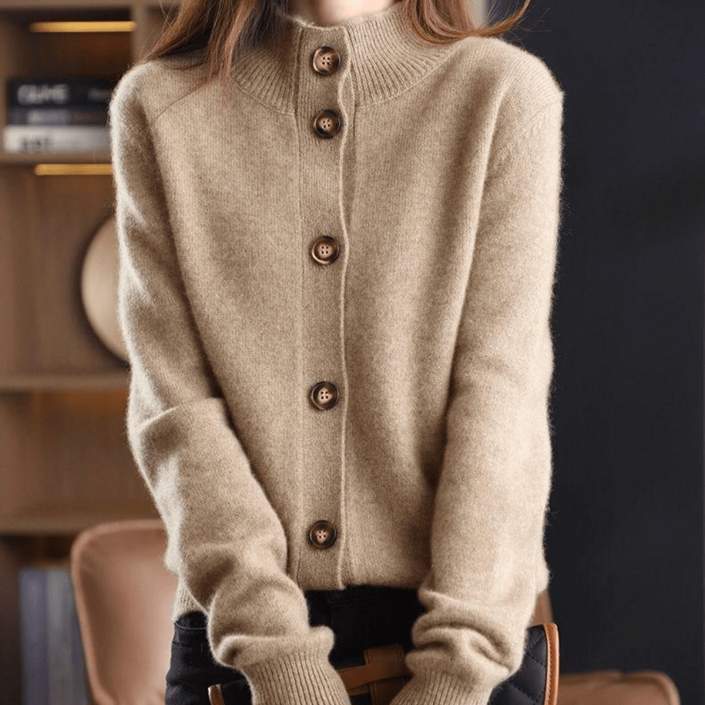 Anny – Luxurious Cardigan