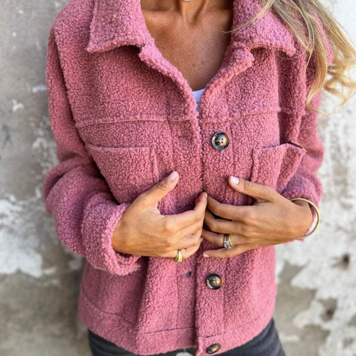 Nelea – Chic and Elegant Coat