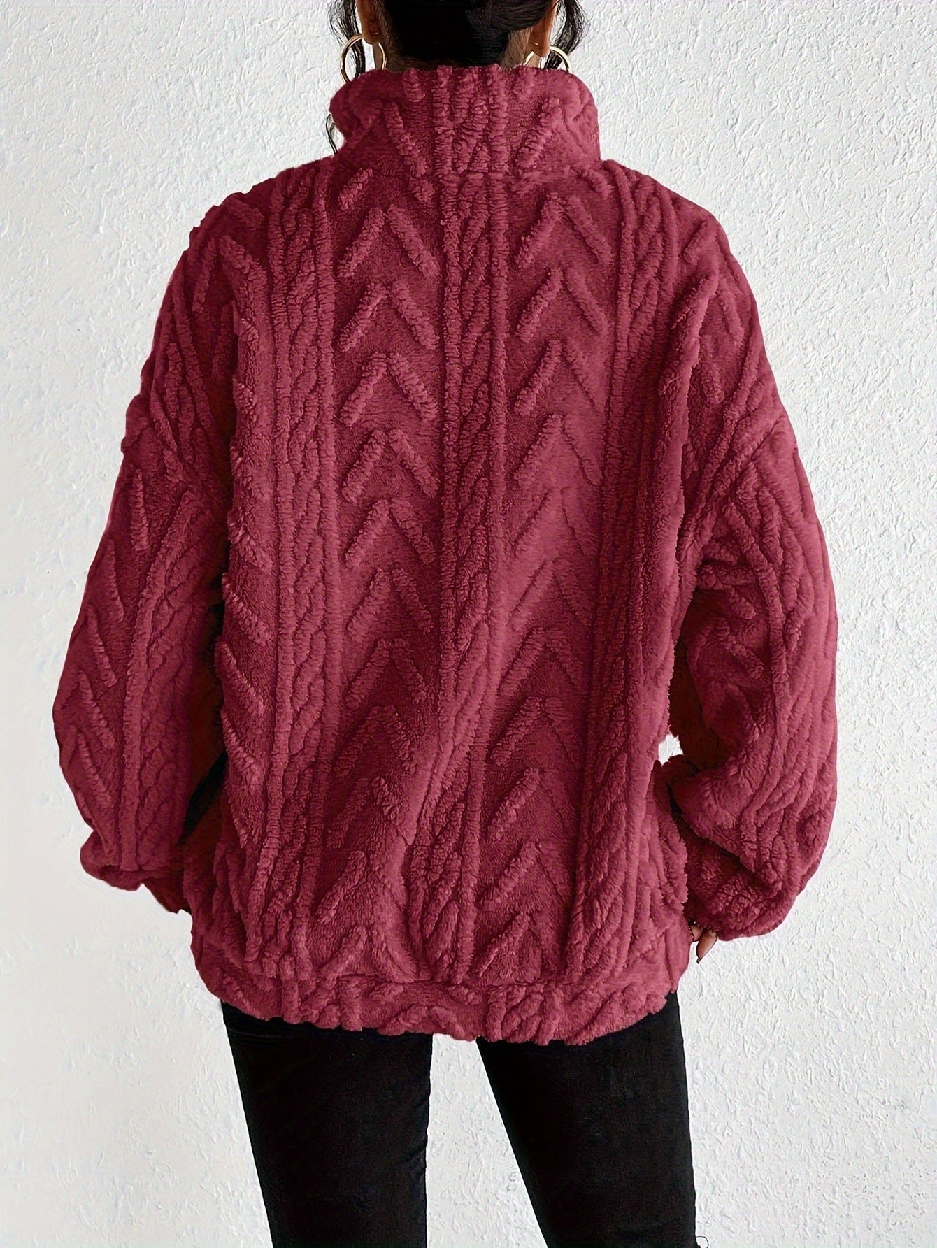 Aila – Fluffy Zip-Up Hoodie