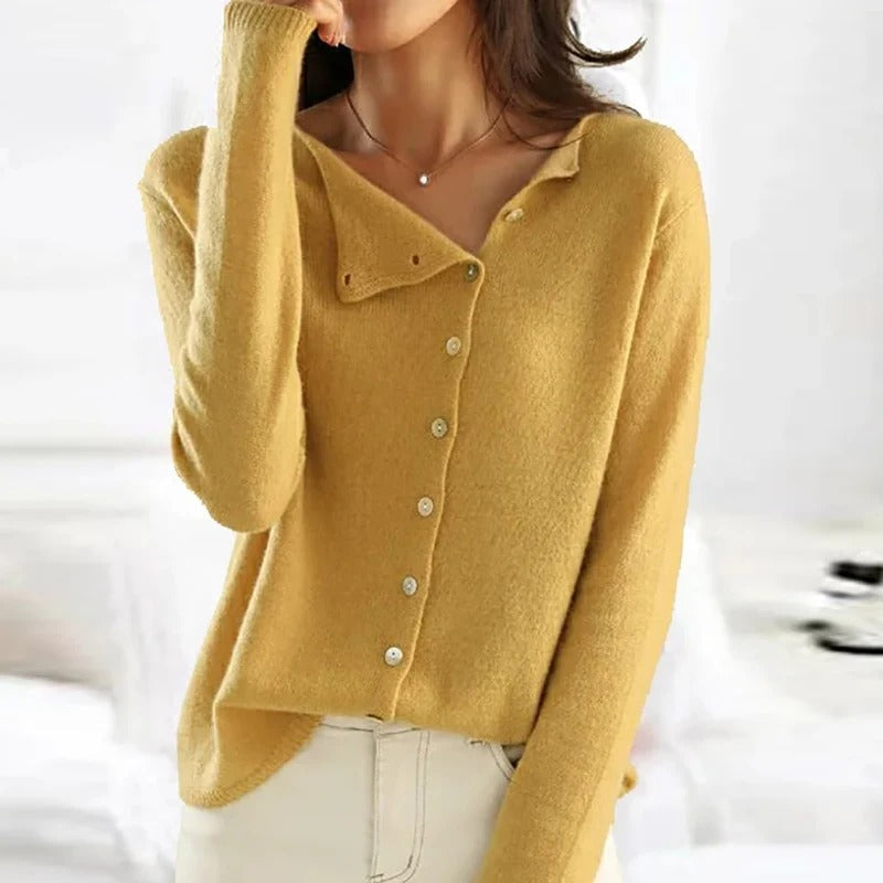 Blandine – Chic and Versatile Sweater
