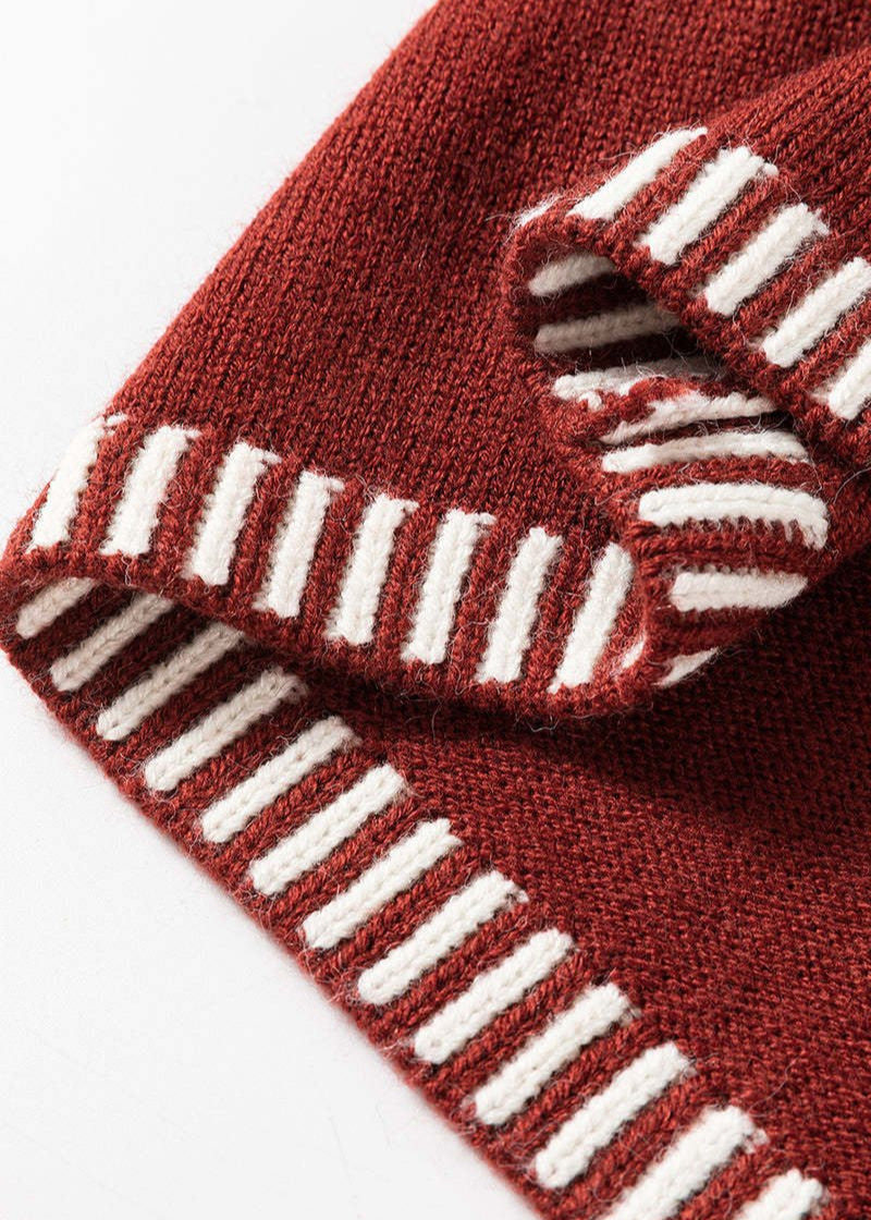 Marisa - Chic Contrasting Sweater